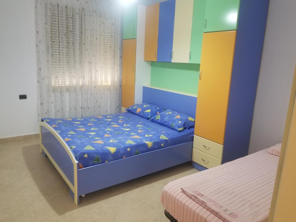 Dea Apartment Драч Екстериор снимка
